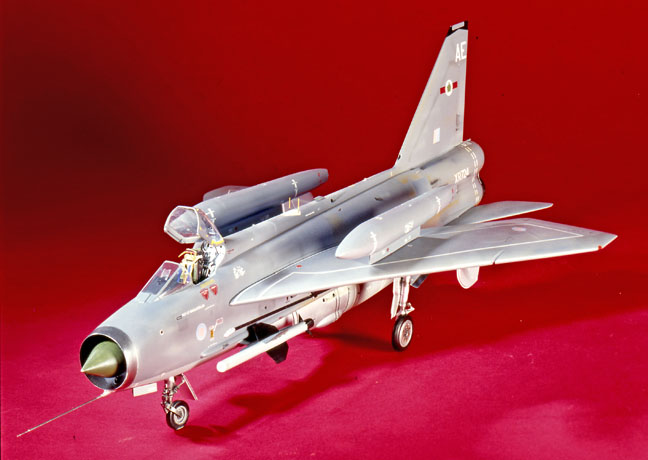 F-6 red